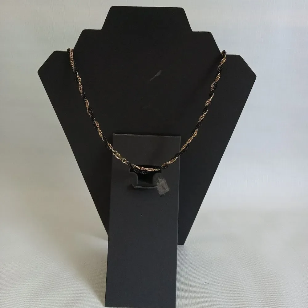 Black and Gold Tone Unisex Single Strand Twisted Metal Singapore Chain Necklace